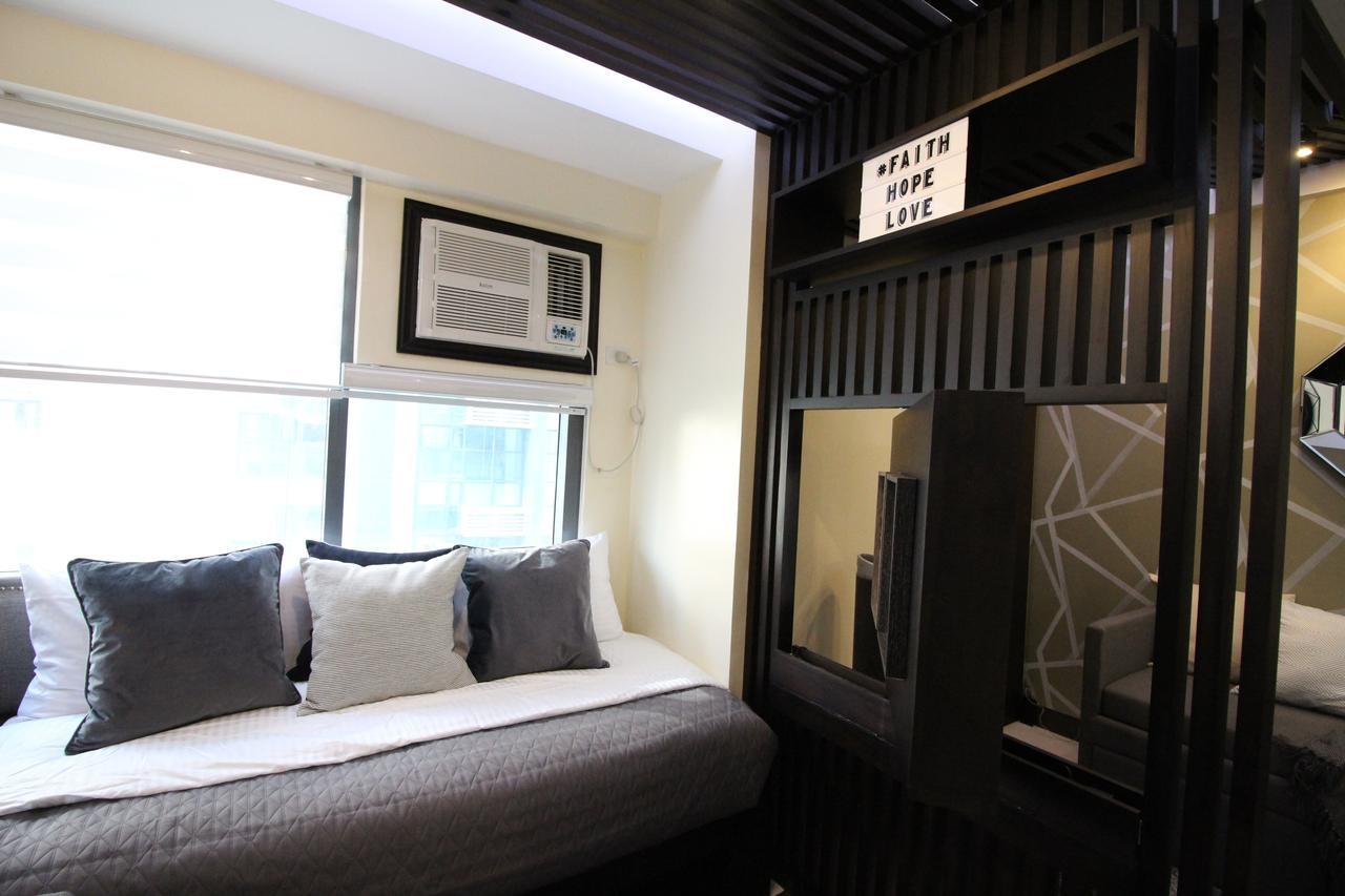 5E Tower 2 Viceroy Apartman Manila Kültér fotó